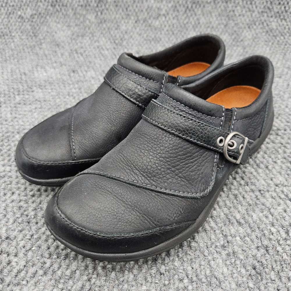 Merrell Dassie Buckle Women's 7 Black Leather Clogs Mules Slip On Comfort Loafer